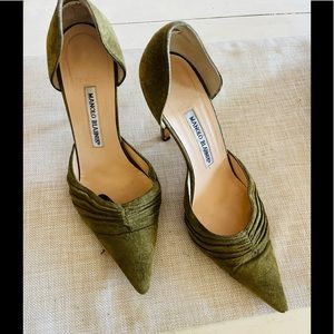 Manolo Blahnik Suede Heels Size 39
